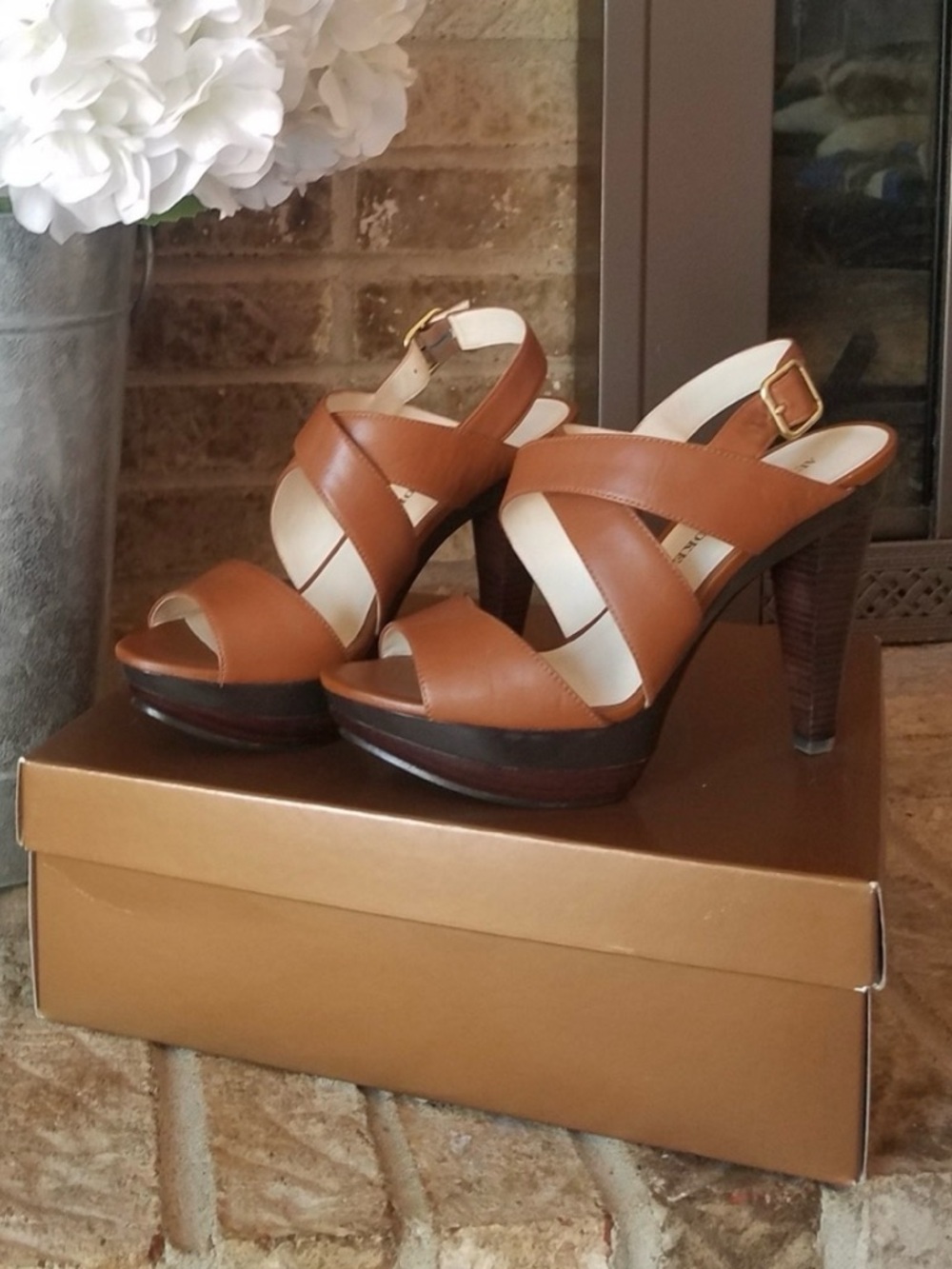 Audrey Brooke Genuine Leather Cognac Brown Platform Criss Cross Sandals NEW